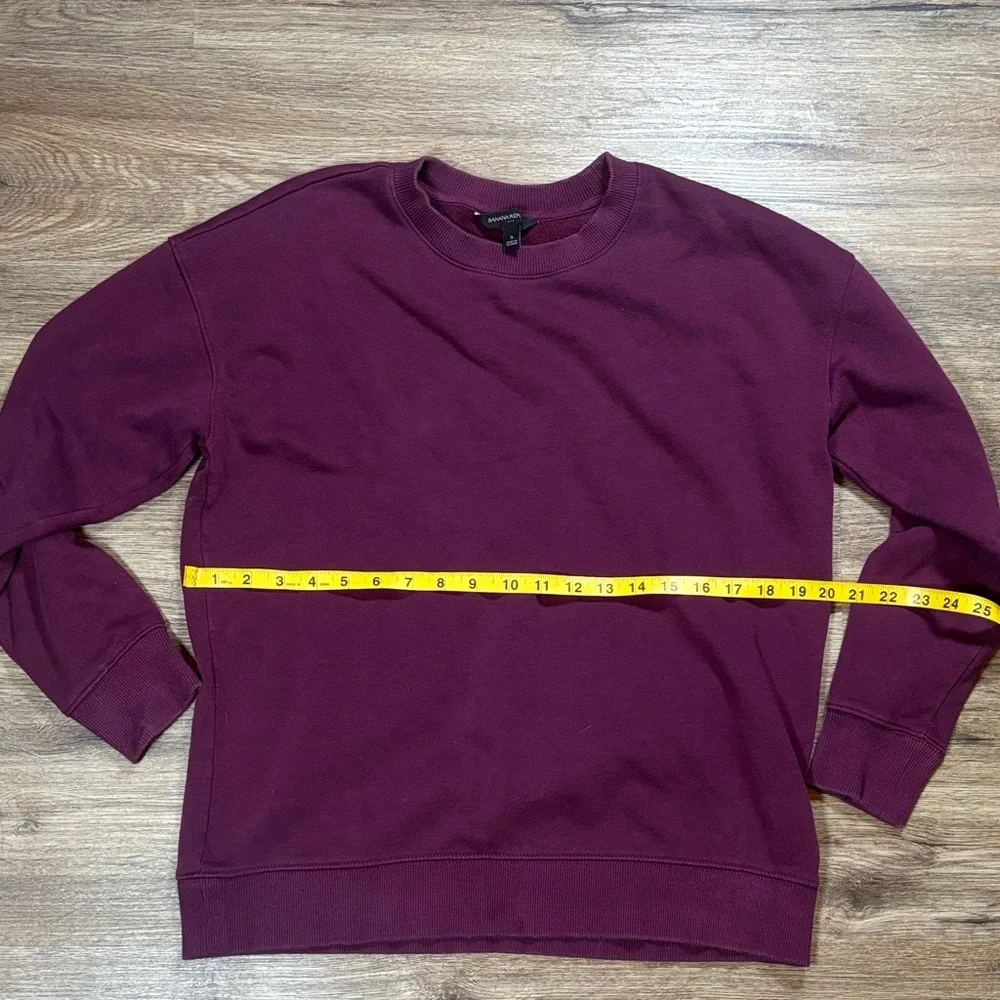 Banana Republic Men's‎ Deep Red Crewneck Sweater